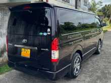 https://riyasewana.com/uploads/toyota-kdh-201-2015-1912235612742.jpg