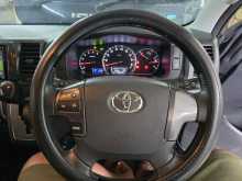 https://riyasewana.com/uploads/toyota-kdh-201-2015-1922291712413.jpg