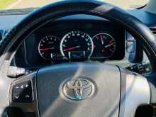 https://riyasewana.com/uploads/toyota-kdh-201-2015-37142312474.jpg