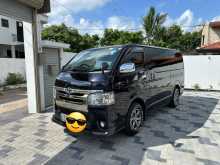 Toyota KDH 201 SUPER GL Dark Prime 2017 Van