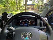https://riyasewana.com/uploads/toyota-kdh-201-2017-222465712864.jpg