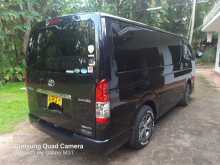 https://riyasewana.com/uploads/toyota-kdh-201-2017-2714492312582.jpg