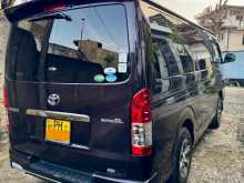 https://riyasewana.com/uploads/toyota-kdh-201-2017-518094812932.jpg