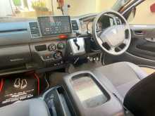 https://riyasewana.com/uploads/toyota-kdh-201-2017-712125912374.jpg