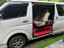 https://riyasewana.com/uploads/toyota-kdh-201-207155885.jpg
