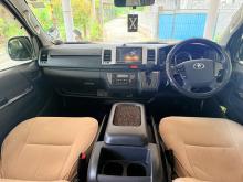 https://riyasewana.com/uploads/toyota-kdh-201-2119282317215.jpg