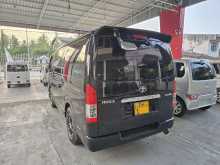 https://riyasewana.com/uploads/toyota-kdh-201-21210094373.jpg
