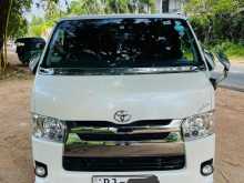Toyota Kdh 201 Super GL 2015 Van