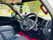 https://riyasewana.com/uploads/toyota-kdh-201-2311530322873.jpg