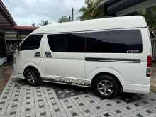 https://riyasewana.com/uploads/toyota-kdh-201-2515174322062.jpg