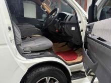 https://riyasewana.com/uploads/toyota-kdh-201-2515181224471.jpg