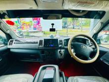 https://riyasewana.com/uploads/toyota-kdh-201-281000386674.jpg