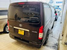 https://riyasewana.com/uploads/toyota-kdh-201-2817255017825.jpg