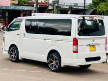 https://riyasewana.com/uploads/toyota-kdh-201-2926114952.jpg