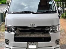 Toyota KDH 201 DARK PRIME 2016 Van