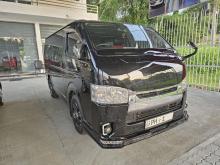 https://riyasewana.com/uploads/toyota-kdh-201-41114436942.jpg