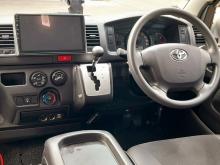 https://riyasewana.com/uploads/toyota-kdh-201-411344417035.jpg
