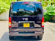 https://riyasewana.com/uploads/toyota-kdh-201-86195317795.jpg