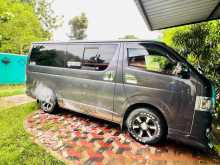 https://riyasewana.com/uploads/toyota-kdh-2011-1513375612322.jpg