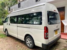 https://riyasewana.com/uploads/toyota-kdh-2011-271032226654.jpg