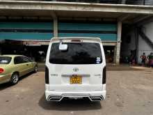 https://riyasewana.com/uploads/toyota-kdh-2013-2611503012162.jpg