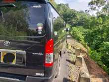 https://riyasewana.com/uploads/toyota-kdh-2015-1914140912574.jpg