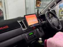 https://riyasewana.com/uploads/toyota-kdh-201731474623.jpg