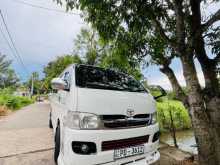 Toyota Kdh 202 Flat Roof 2007 Van