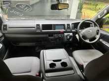 https://riyasewana.com/uploads/toyota-kdh-2025-2916085045.jpg