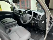 https://riyasewana.com/uploads/toyota-kdh-2025-29160850804.jpg