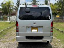 https://riyasewana.com/uploads/toyota-kdh-205-117195324862.jpg