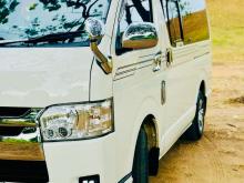 Toyota Kdh 205 2007 Van