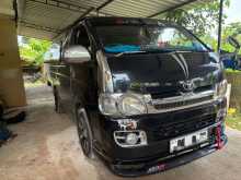 Toyota KDH 205 Super GL 2006 Van