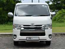 Toyota KDH 206 Super GL 2011 Van