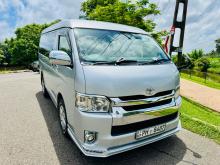 Toyota KDH 211 Super GL 2014 Van