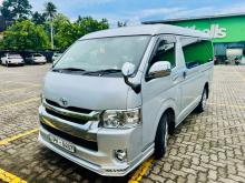 Toyota KDH 211 Super GL 2014 Van