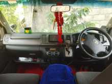 https://riyasewana.com/uploads/toyota-kdh-21173314353.jpg