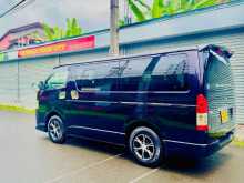 https://riyasewana.com/uploads/toyota-kdh-212016274243.jpg