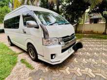 Toyota KDH 220 GL 2006 Van