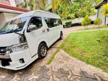 https://riyasewana.com/uploads/toyota-kdh-220-2006-139443812952.jpg