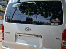 Toyota KDH 220 2006 Van