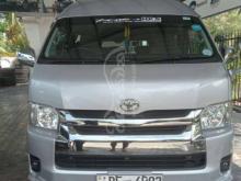 Toyota KDH 220 2006 Van