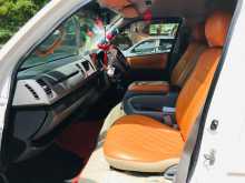 https://riyasewana.com/uploads/toyota-kdh-220-3202650475.jpg