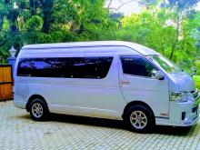 https://riyasewana.com/uploads/toyota-kdh-220-75511617606.jpg