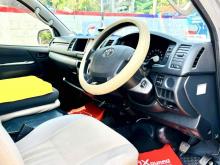https://riyasewana.com/uploads/toyota-kdh-221-137395724481.jpg
