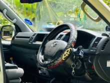 https://riyasewana.com/uploads/toyota-kdh-221-2015-1023540212873.jpg