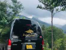 https://riyasewana.com/uploads/toyota-kdh-221-2015-1922140512794.jpg