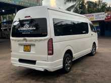 https://riyasewana.com/uploads/toyota-kdh-221-2015-2514120212514.jpg