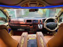 https://riyasewana.com/uploads/toyota-kdh-221-68235024072.jpg