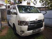 Toyota KDH 2006 Van